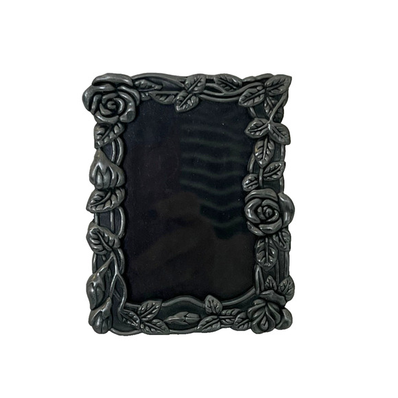 Lot of 3 Small Dark Silvertone Ornate Picture Frames Tabletop Stand - Picture 6 of 12